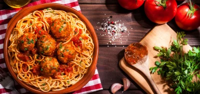 spaghetti and chicken meatballs with no-cook tomato sauce
